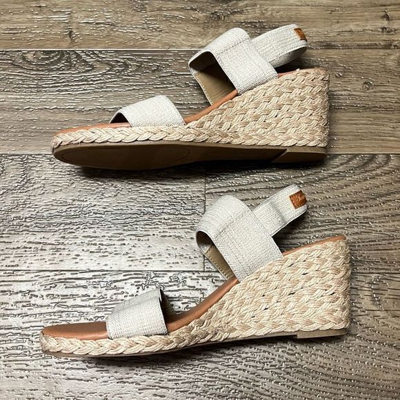 Tommy Bahama Women's Sakura Wedge Sandals Strappy Tan 9M - Picture 5 of 10